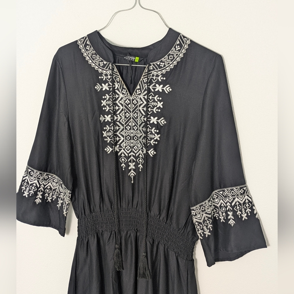 Tokio Talking New Embroidered Boho Mini Dress, Size M, Black White Embellished - Picture 4 of 16